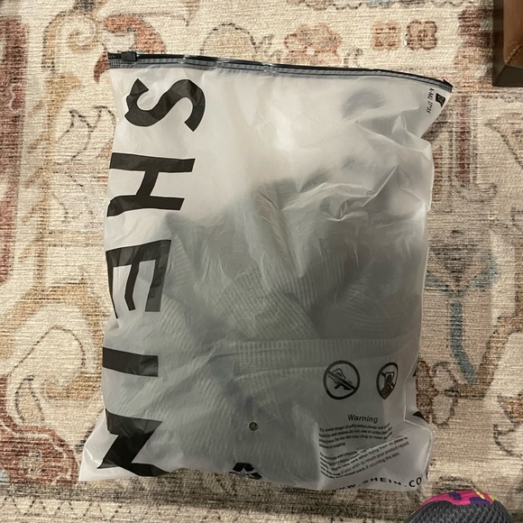 Shein bundle - Picture 9 of 11